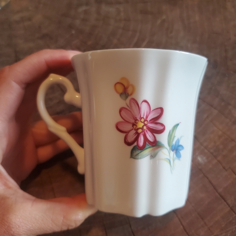 Vintage Royal Grafton Fine Bone China Mug